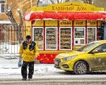 Падал прошлогодний снег...